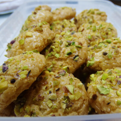 Shirini Nargili – Traditional Persian Pistachio-Coconut Cookies from Yazd 800g