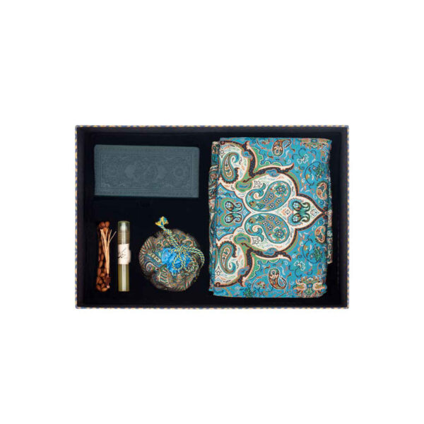 Treasured Persian Artisanal Gift Set Termeh Sajada & Quran for Muslims