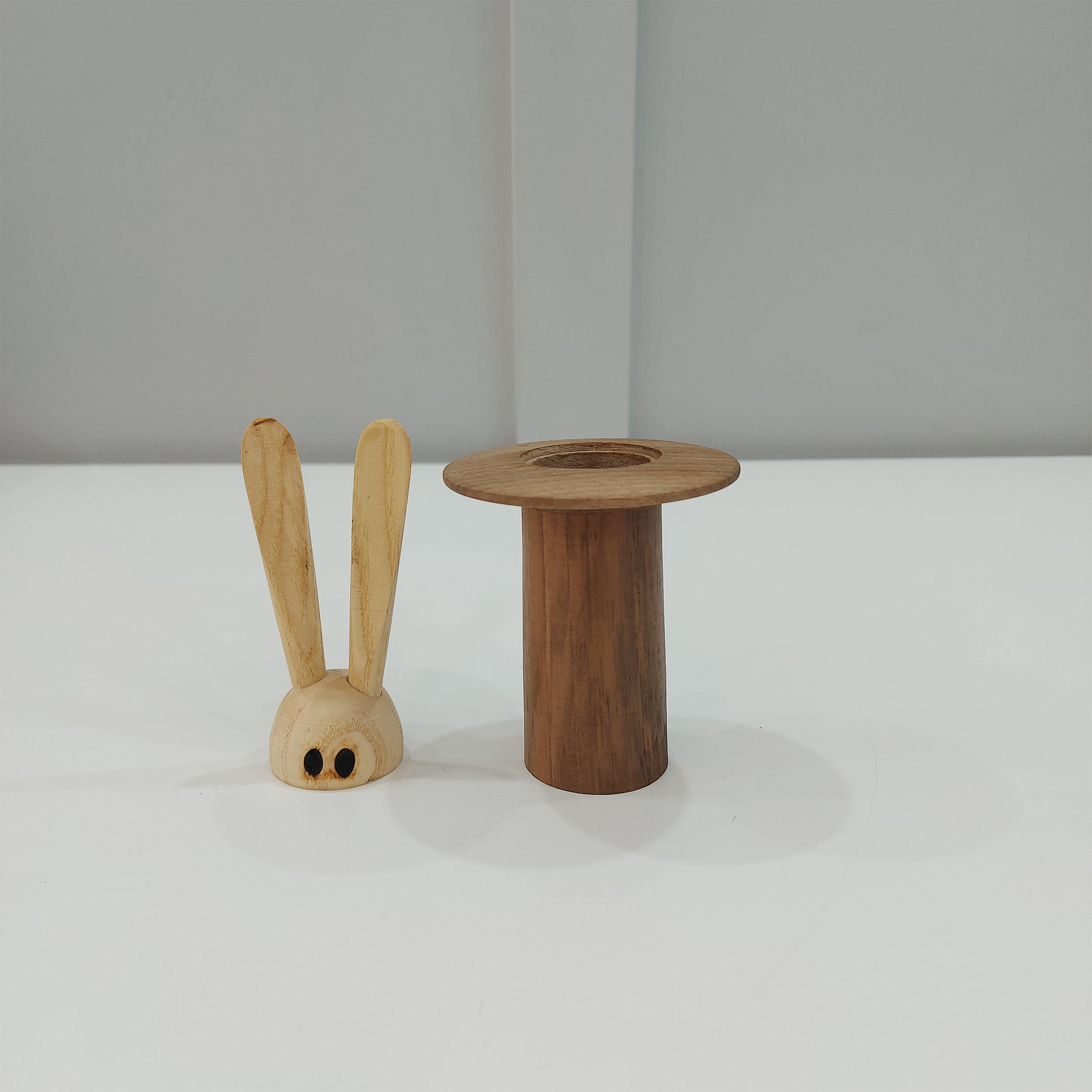 Brown Bunny Design Wooden Toothpick Dispenser