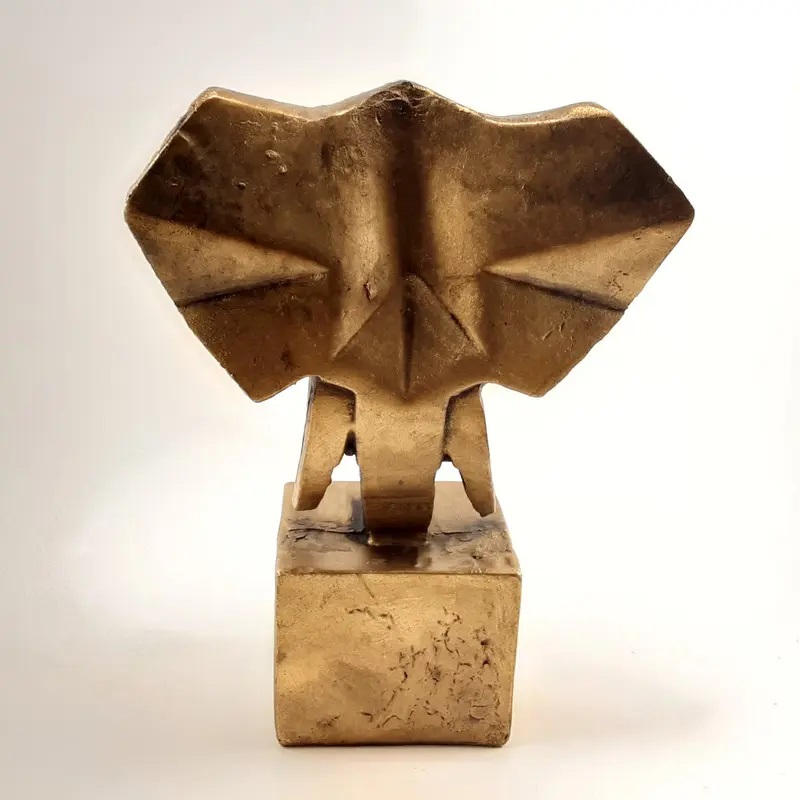Geometric Golden Rhinoceros Cubism Figurine – Artistic Highlight