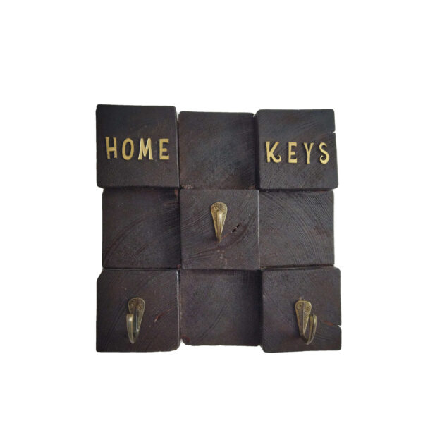 Decorative & Handcrafted Wall Key Holder with Entrance Cubes Design