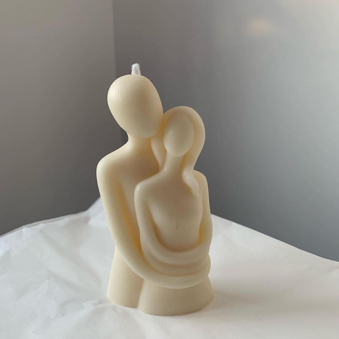Handmade Sculpture Candle with Hug Design for Gift and Decoration