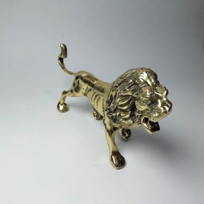 Decorative Brass Roaring Lion Figurine – King of the Jungle Sculpture