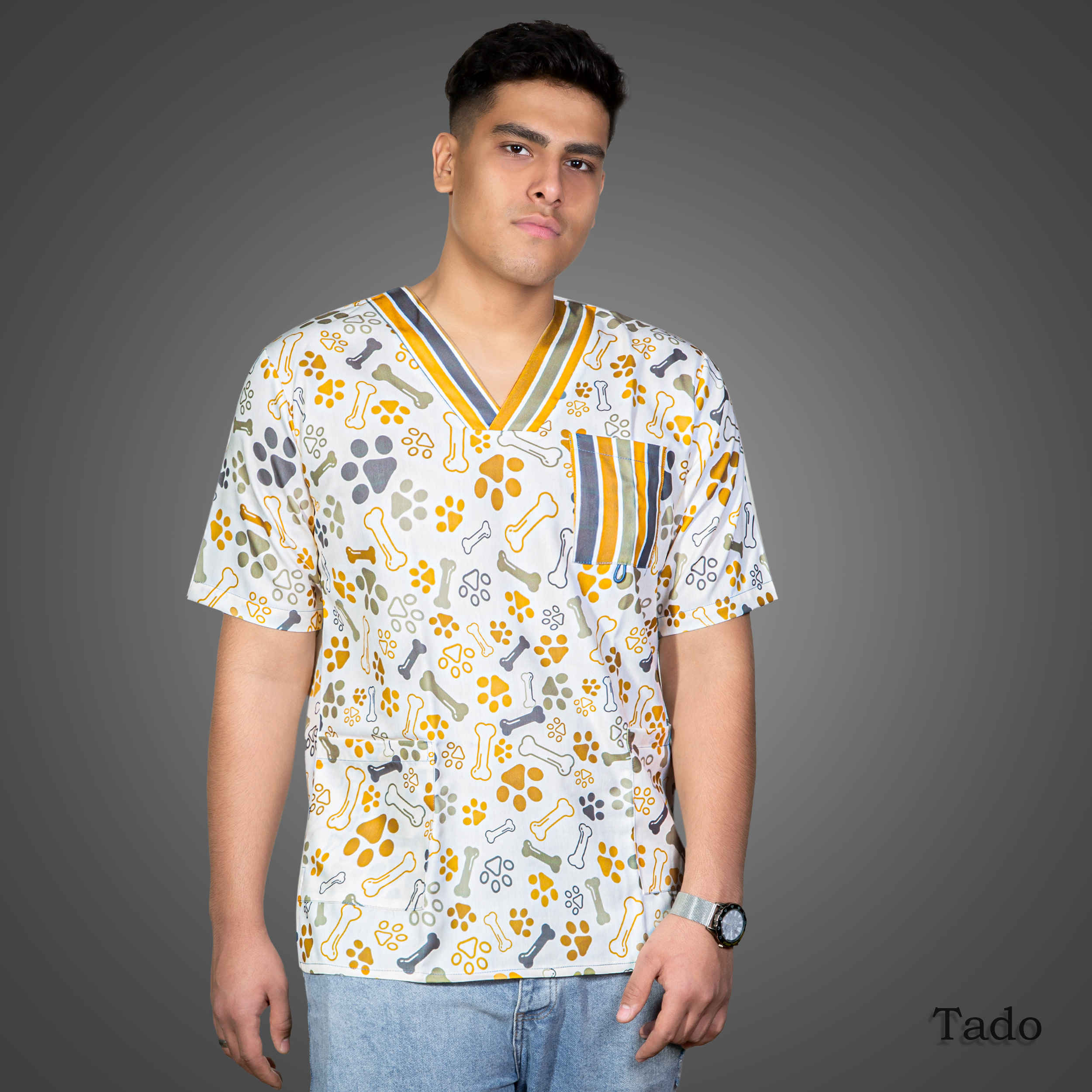 Men’s Veterinary Scrub Top – Durable & Functional