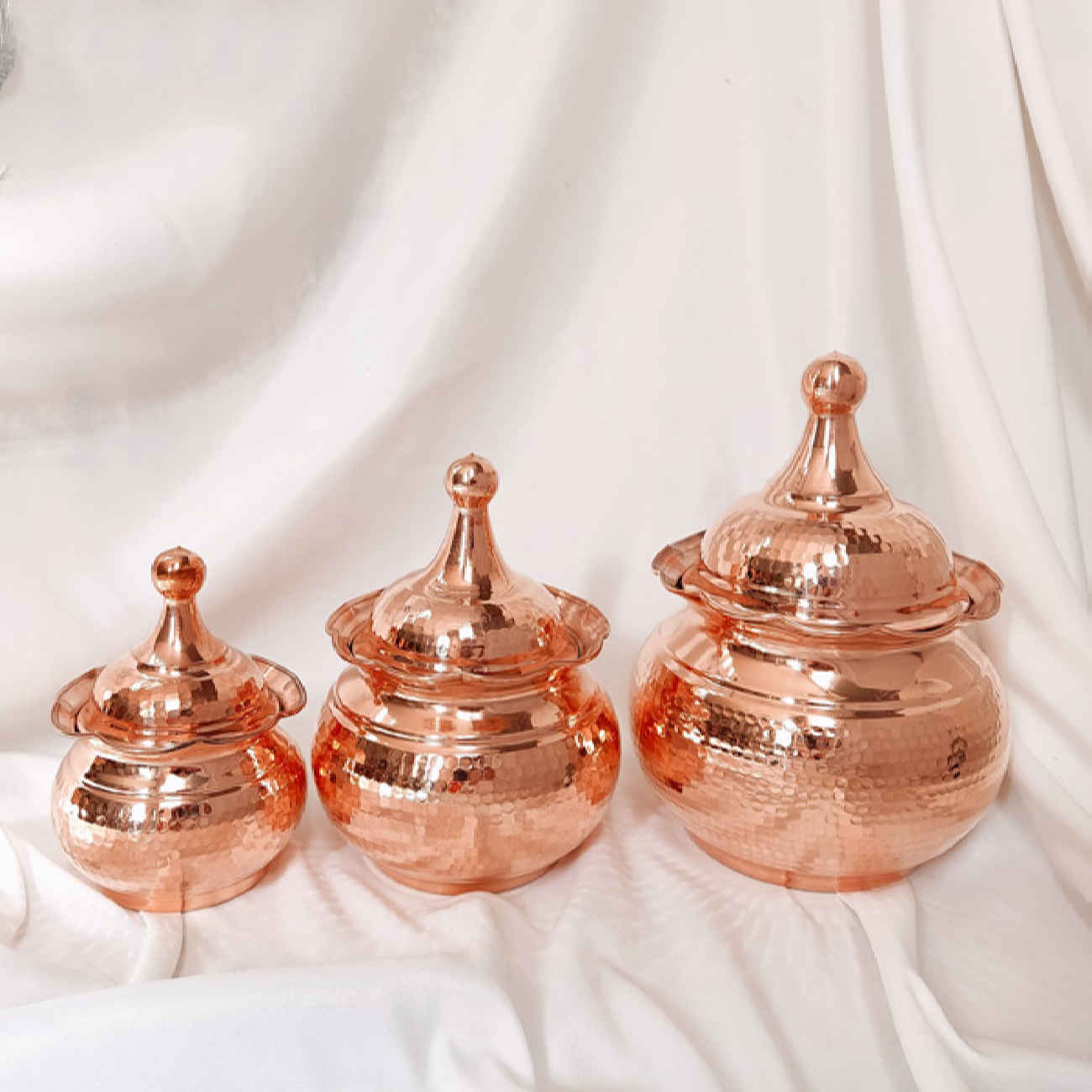 Handcrafted Copper Storage Jar – Ideal for Kitchen Organization – Set of 3