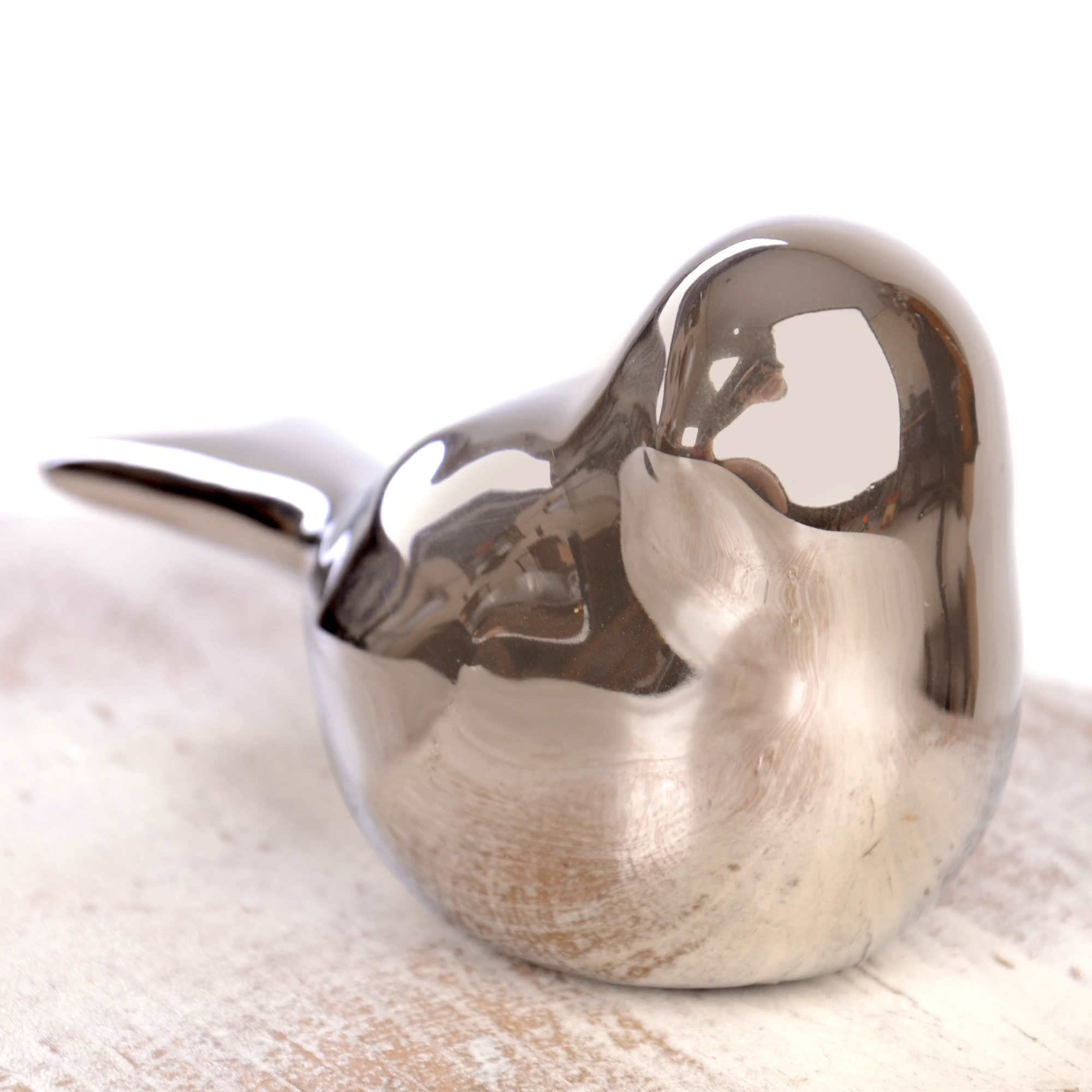 Decorative Bird Figurine for Home Decor – Avian Art Statue