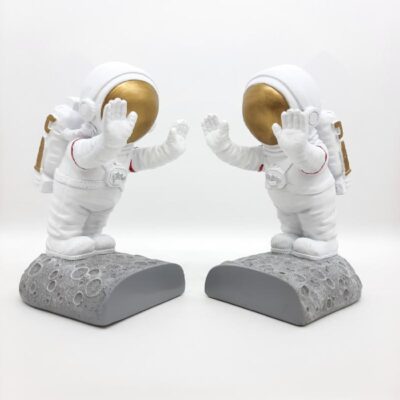 Astronaut Design Polyester Sculpture Bookend – Fun for Youthful Spaces