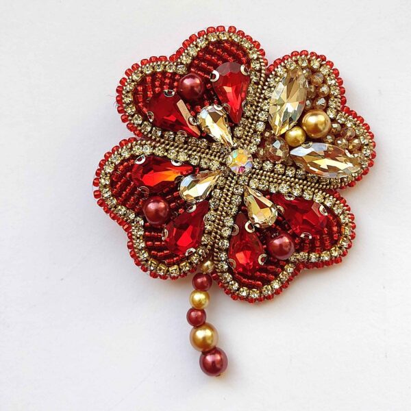 Feminine Beaded Brooch Pin with Flower Design