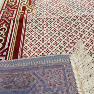 Islamic Padded Prayer Rug Sajadah Mihrab Design