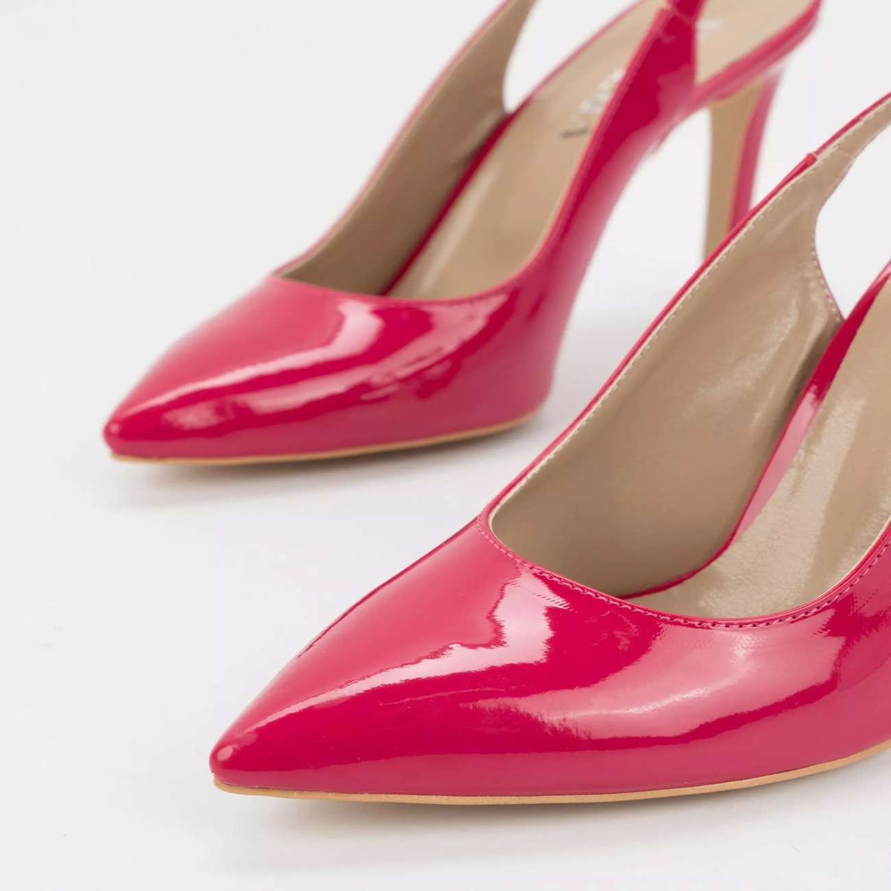 Leather High Heels Pointed Toe Pump for Women