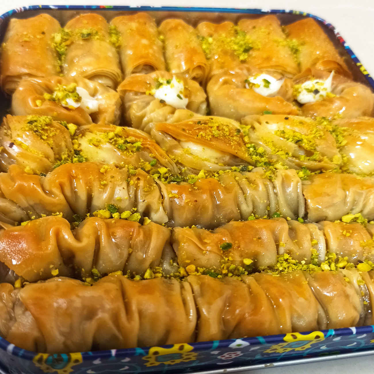 Persian Sweet – Mixed Walnuts and Pistachios Baklava Pastry 650 gr, (3x)