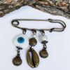 Safety Pin Brooch for Women – Scallop Model for Elegant Style