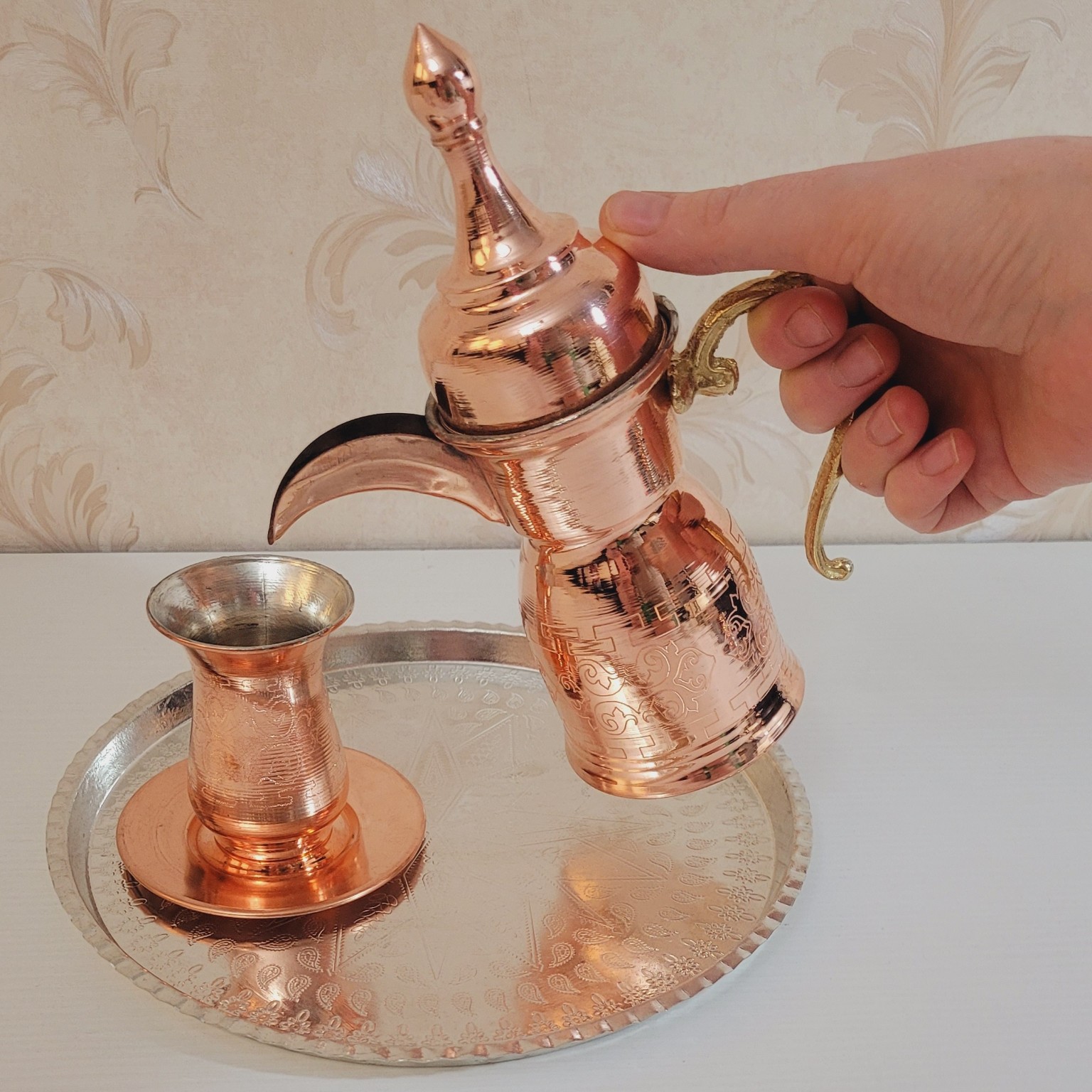 Hammered Copper Dallah Coffee Pot for Brewing Qahwa & Arabic Coffee – Yasmine