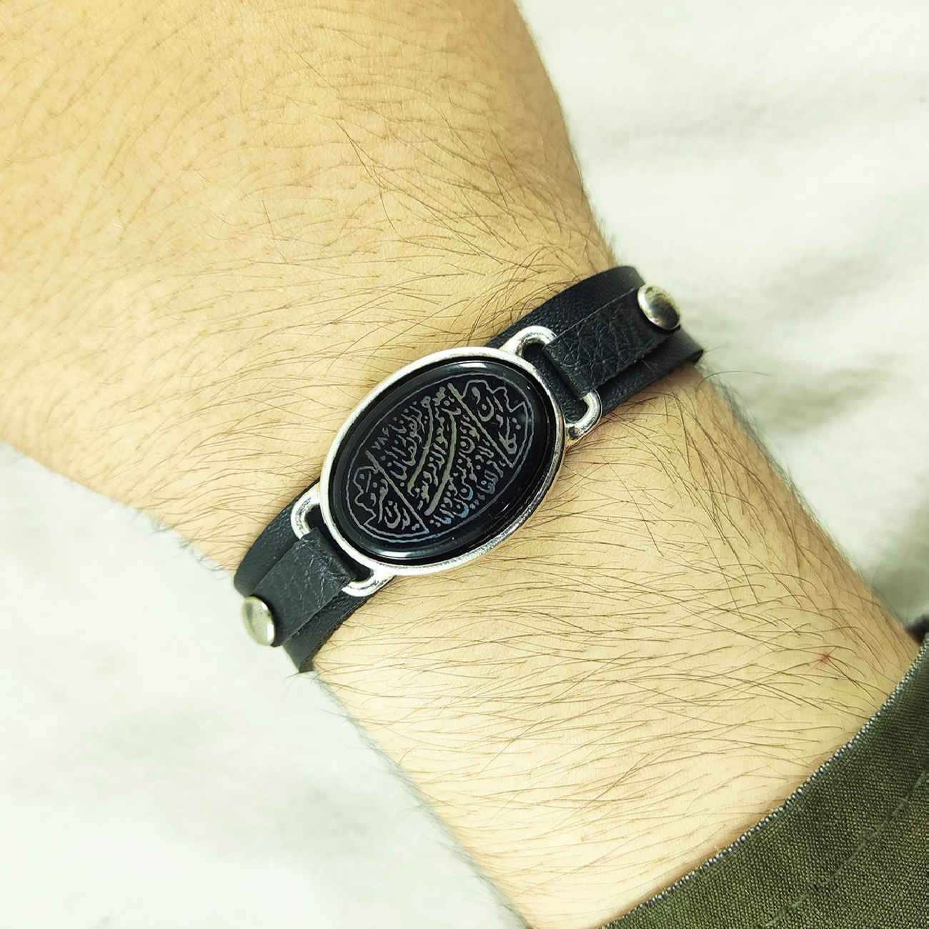 Islamic Leather Bracelet with Agate Stone for Men in Wan Yakad Design