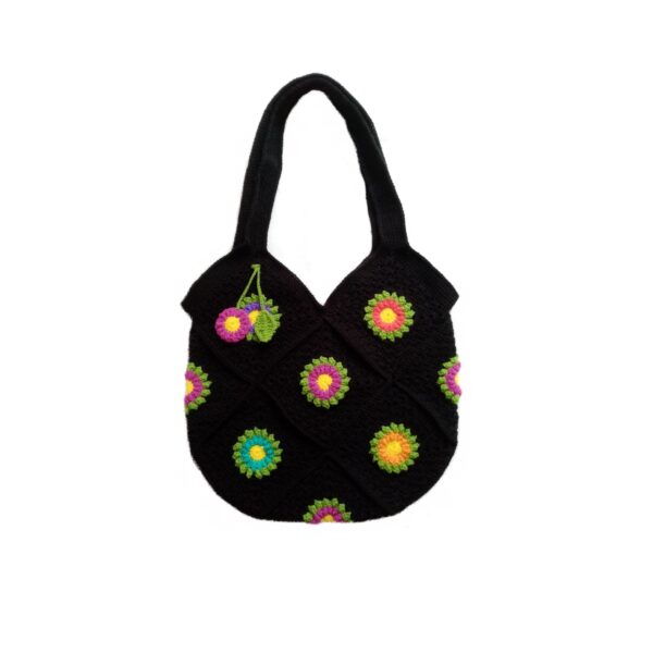 Handwoven Crochet Tote Bag with Chamomile Design