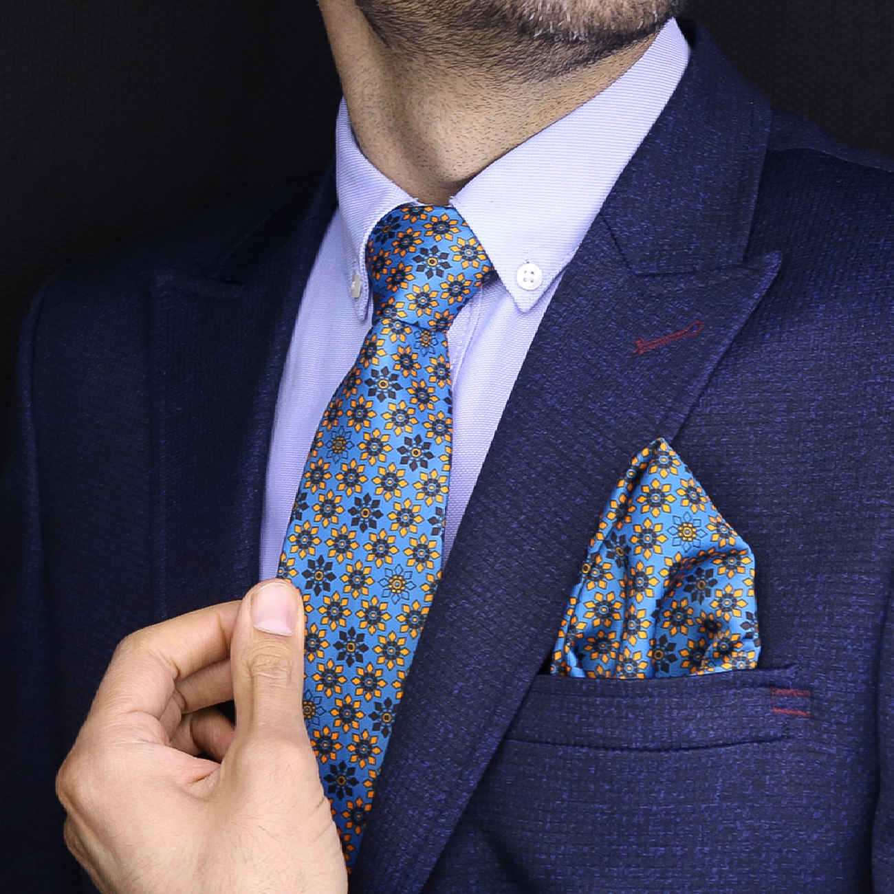 Men’s Necktie – Persian Floral Design
