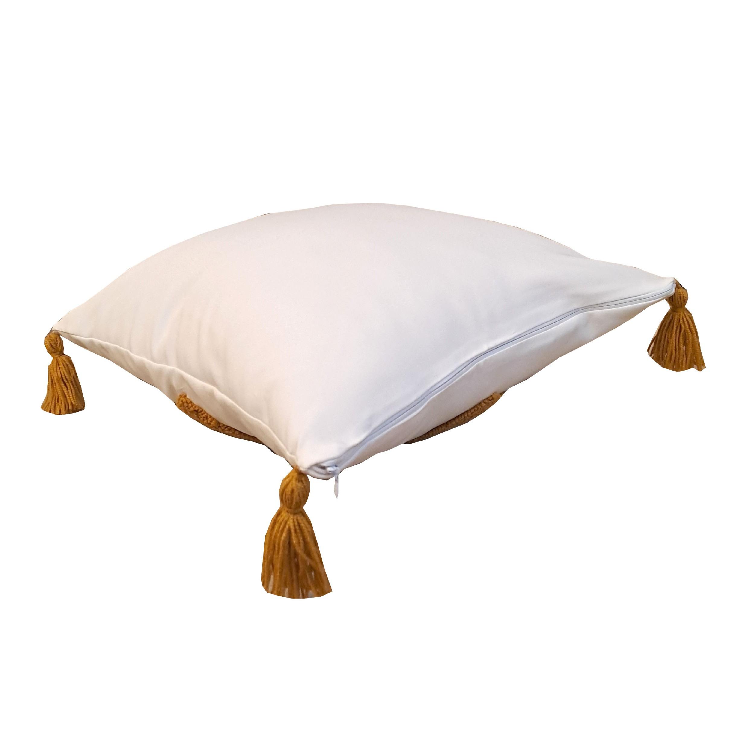 Punch Needle Cushion Cover – Embroidered Artisanal Elegance