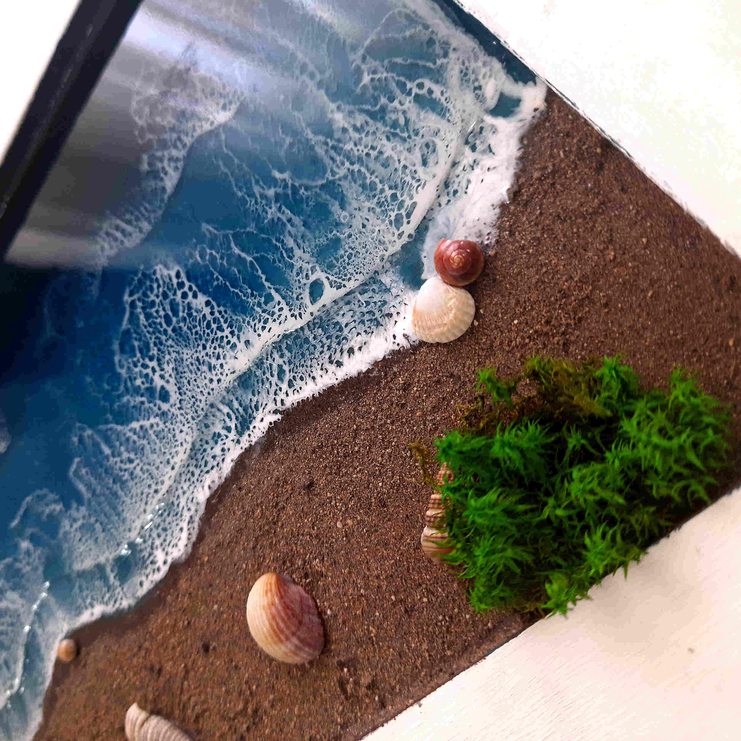 Resin Wall Key Holder with Five Hooks Model Beach