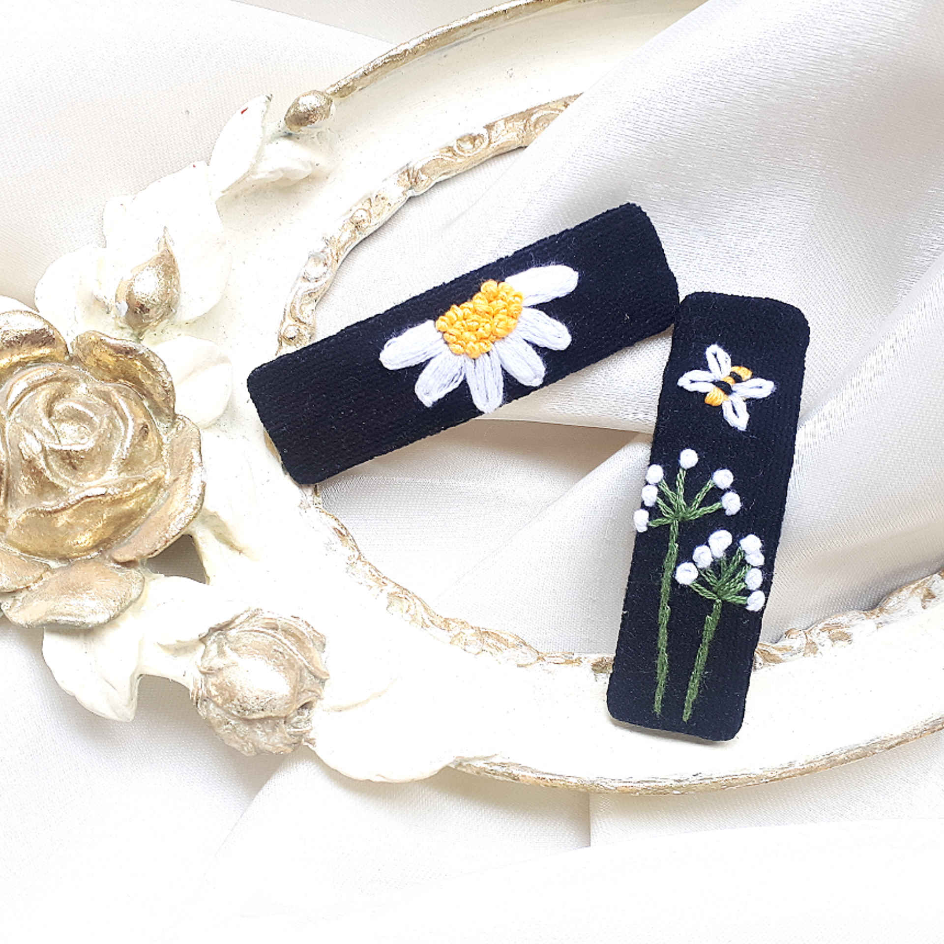 Snap Hair Clip Set Rectangular Shape Hand-Embroidered
