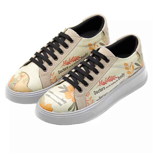 Graffiti Print Sneakers – Women’s Chic Casual Shoes Model Horse