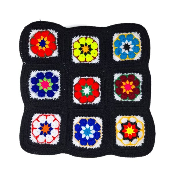 Crochet Tablecloth Hand Knitted in Floral Design Model Aref