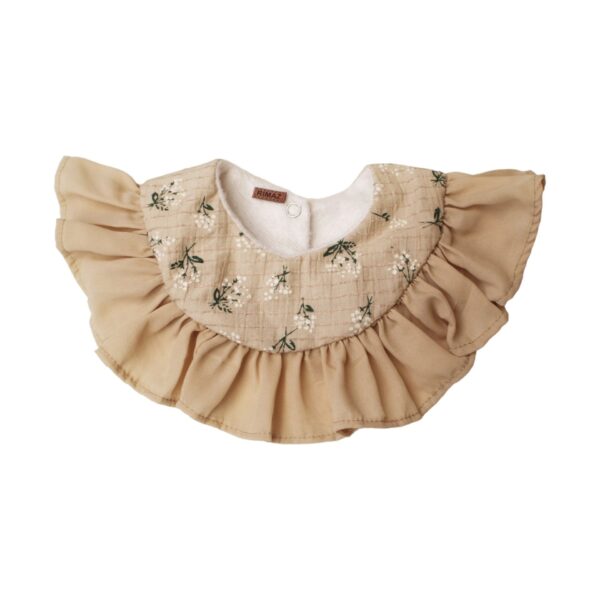 Cute Baby Bib with Floral Design Model Soulmate