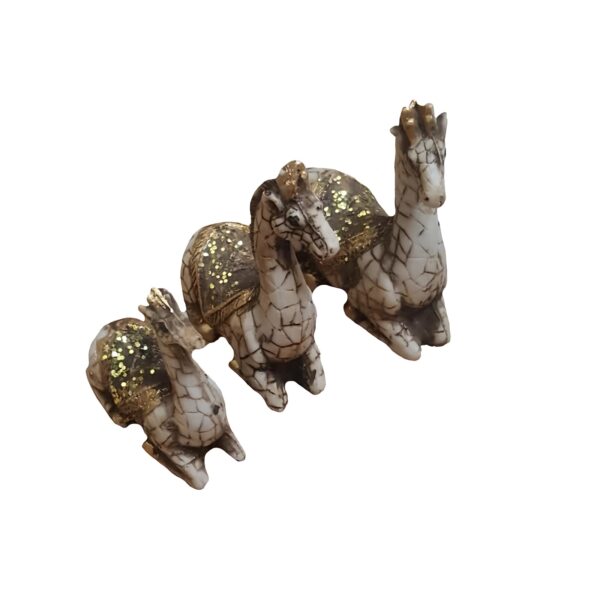 Decorative Sitting Giraffe Figurines 3Pcs  - Modern Artwork Sculptures