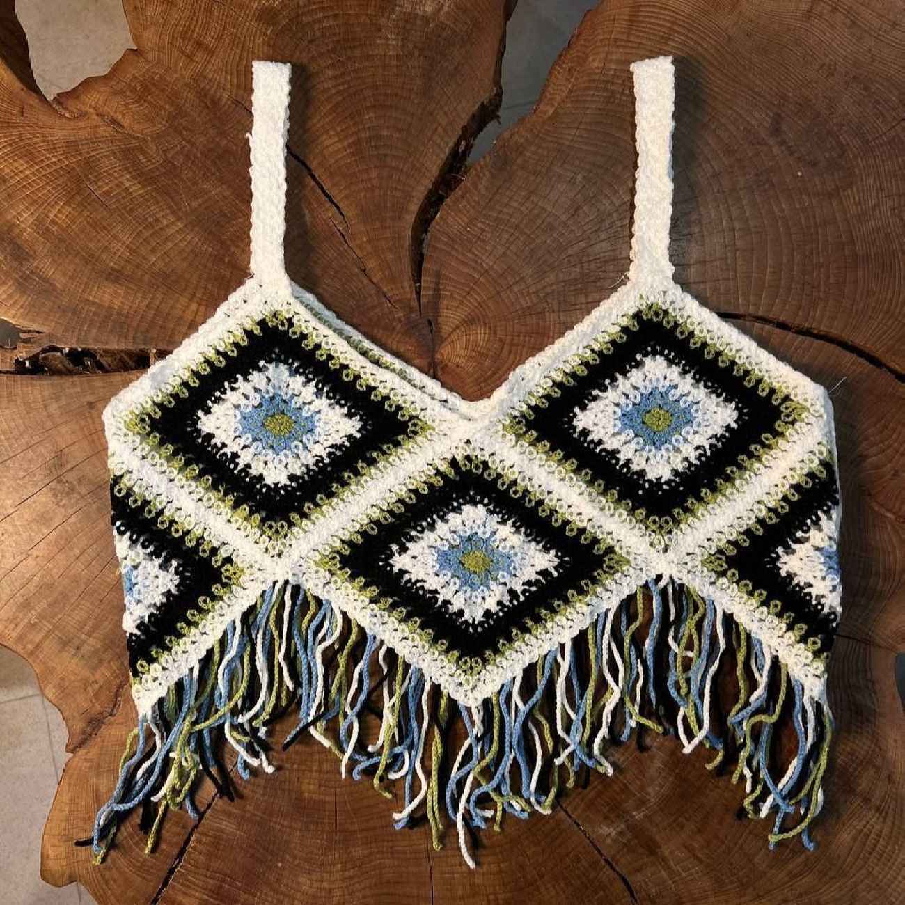 Handwoven Crochet Crop Top for Women Model Diamond