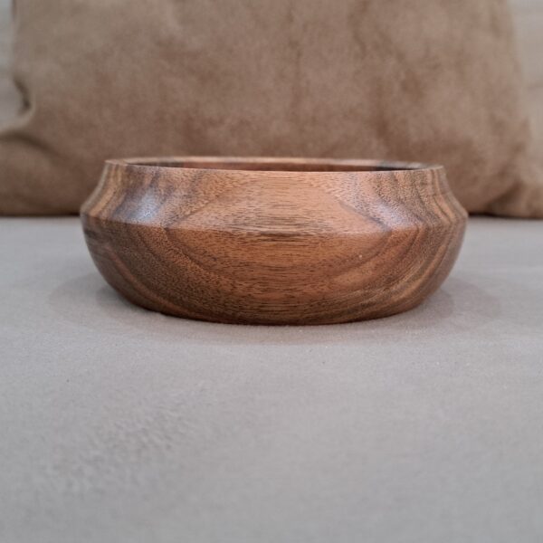 Natural Wooden Bowl Made of Walnut Wood for Home Decoration