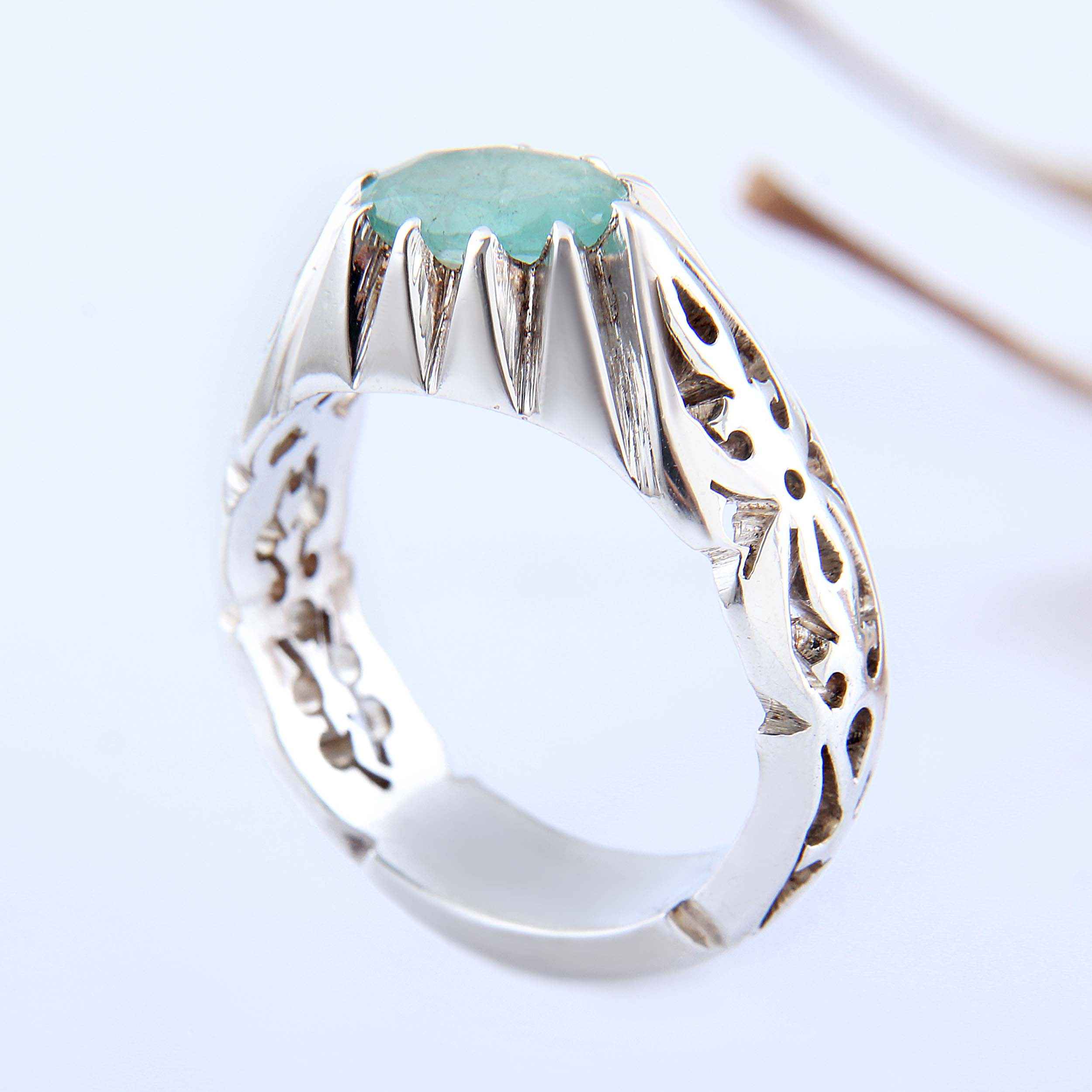 Persian Green Emerald Silver Ring For Men Handcrafted Model Ellipse