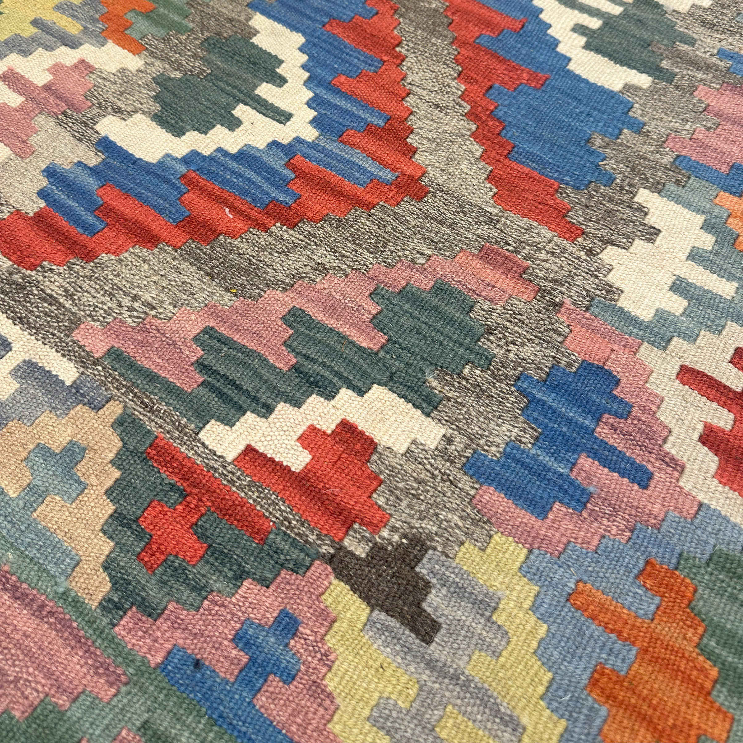 Persian Kilim Wool Rug Handwoven in Firuzabad Qashqai