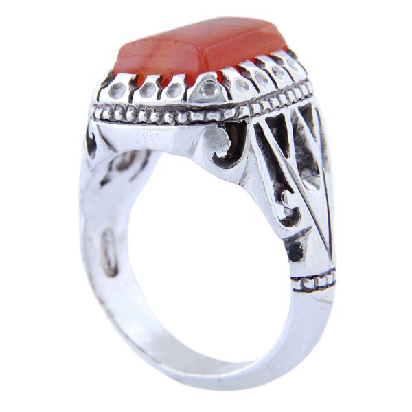 Persian Yemeni Aqeeq Silver Ring for Men Handcrafted