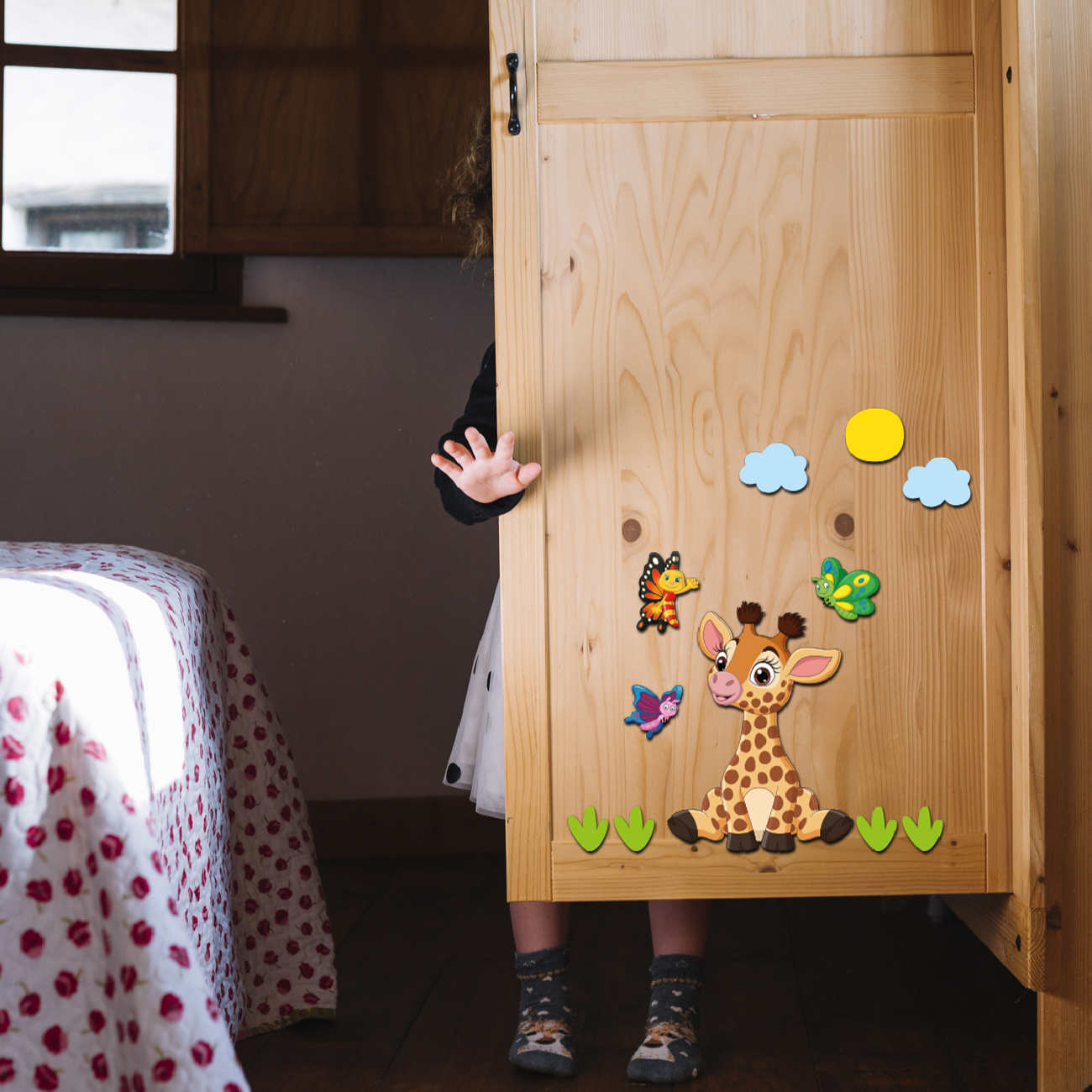 Removable Nursery Wooden Wall Stickers with Giraffe Design