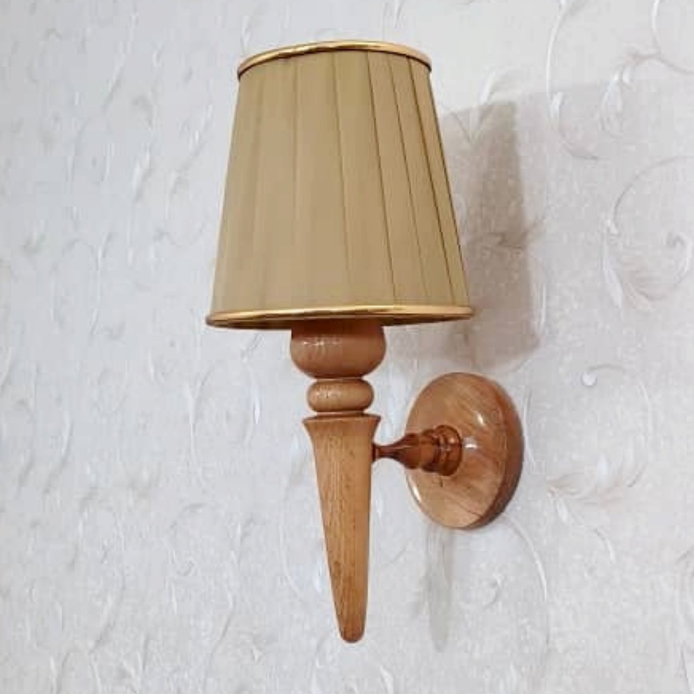 Wooden Wall Sconce Light Modern and Minimalist Model Abajur