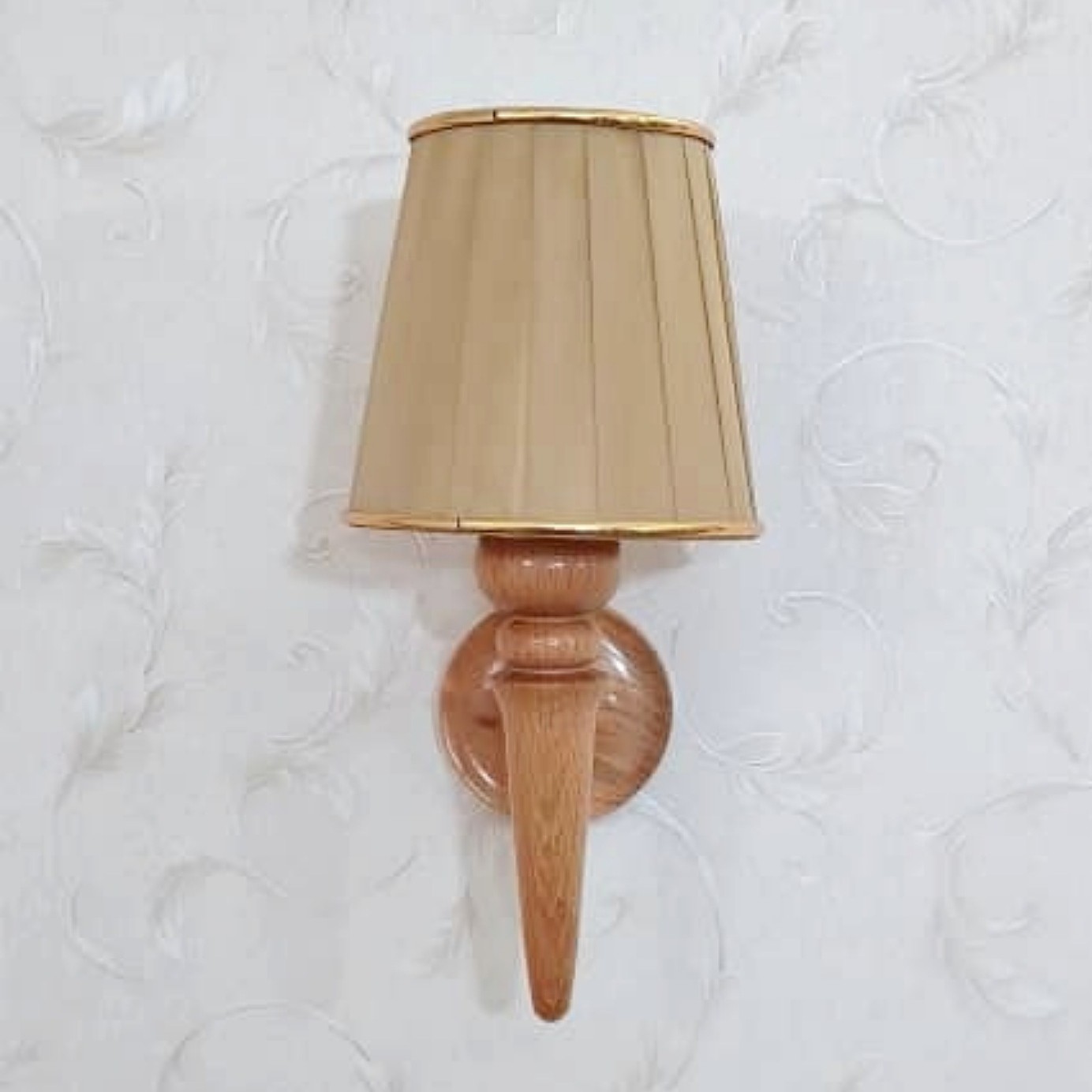Wooden Wall Sconce Light Modern and Minimalist Model Abajur