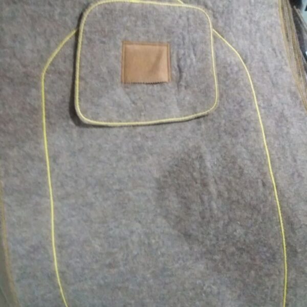 Wool Felt Prayer Rug Handmade & Natural – Ideal for Leg & Knee Pain Relie