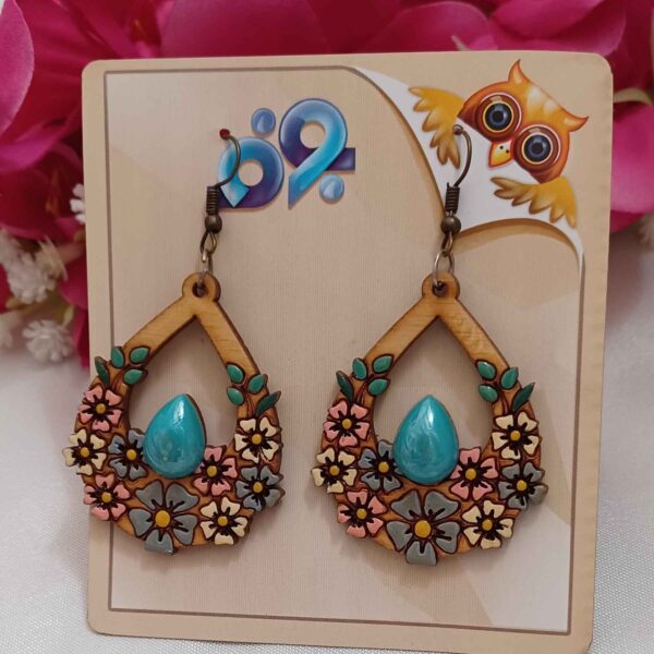 Handcrafted Wooden Earrings with Violet Flowers Model Turquoise