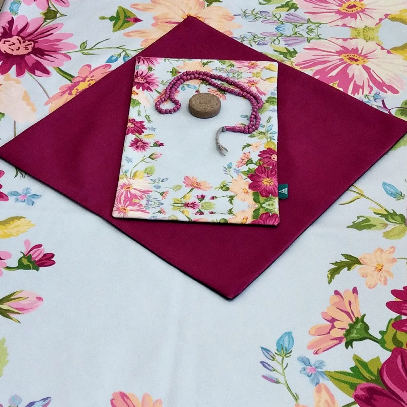 Islamic Velvet Thin Prayer Mat Janamaz Sajadah with Floral Design