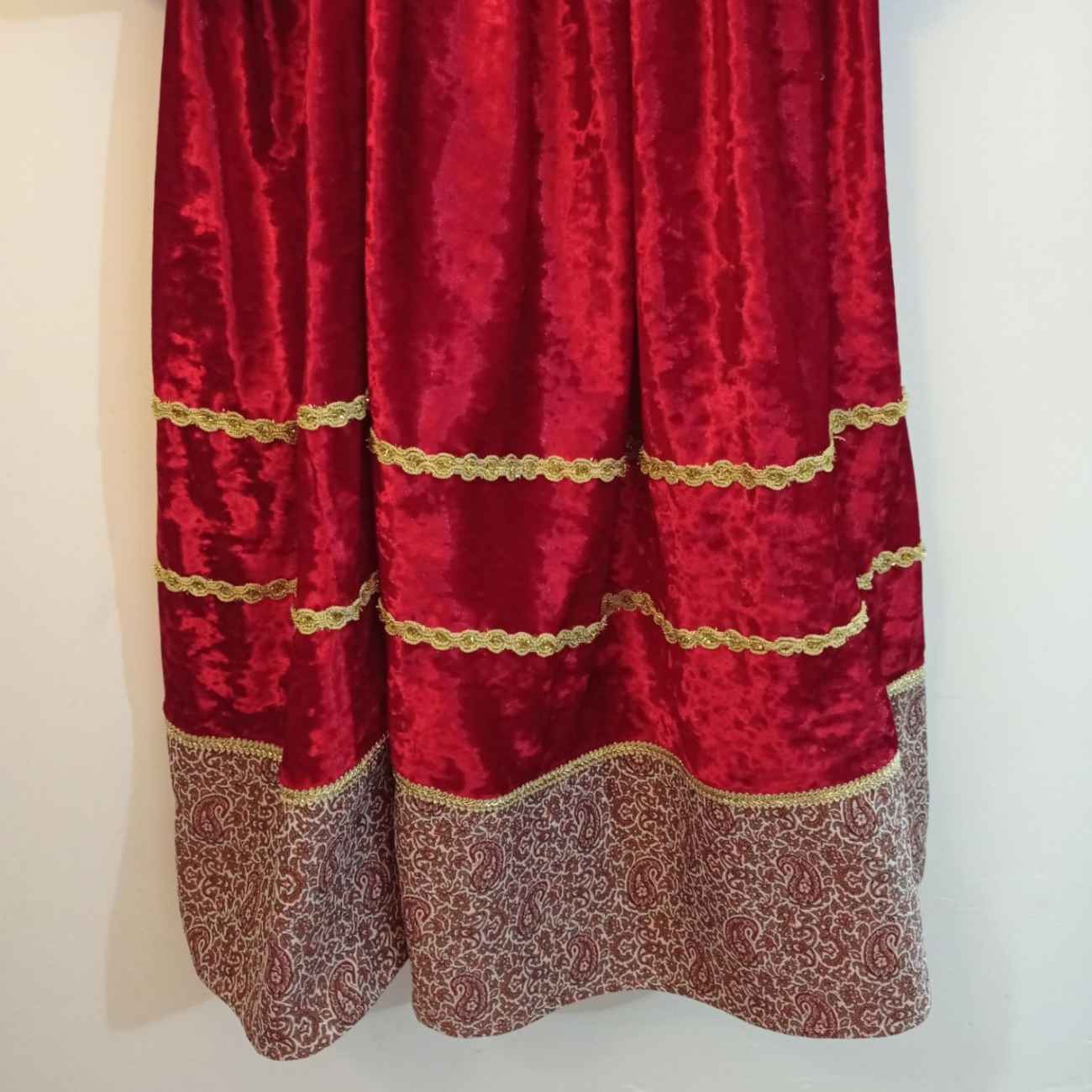 Persian Women’s Traditional Turkish Clothing Set