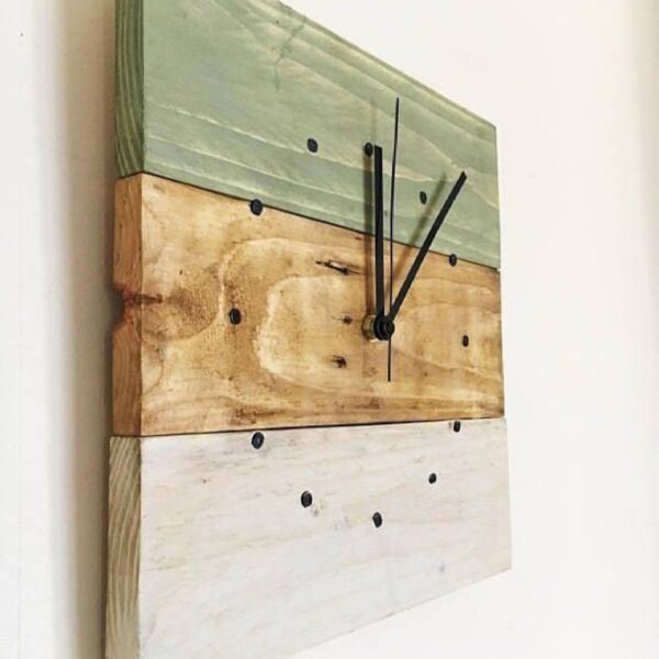 Wooden wall clock Handcrafted with a silent Continuous-Sweep Movement