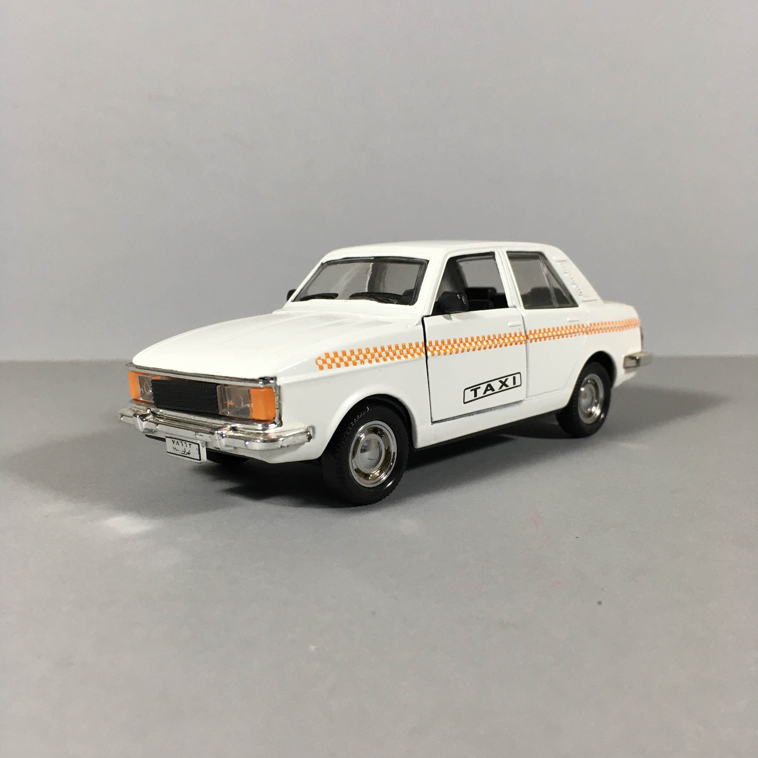 Elegant Paykan Iconic Iranian  Toy Car in Taxi Form – 1966 Hillman Hunter
