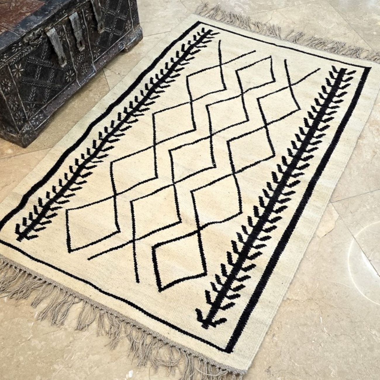 Persian Wool Kilim Rug Original Handwoven in Ardabil White