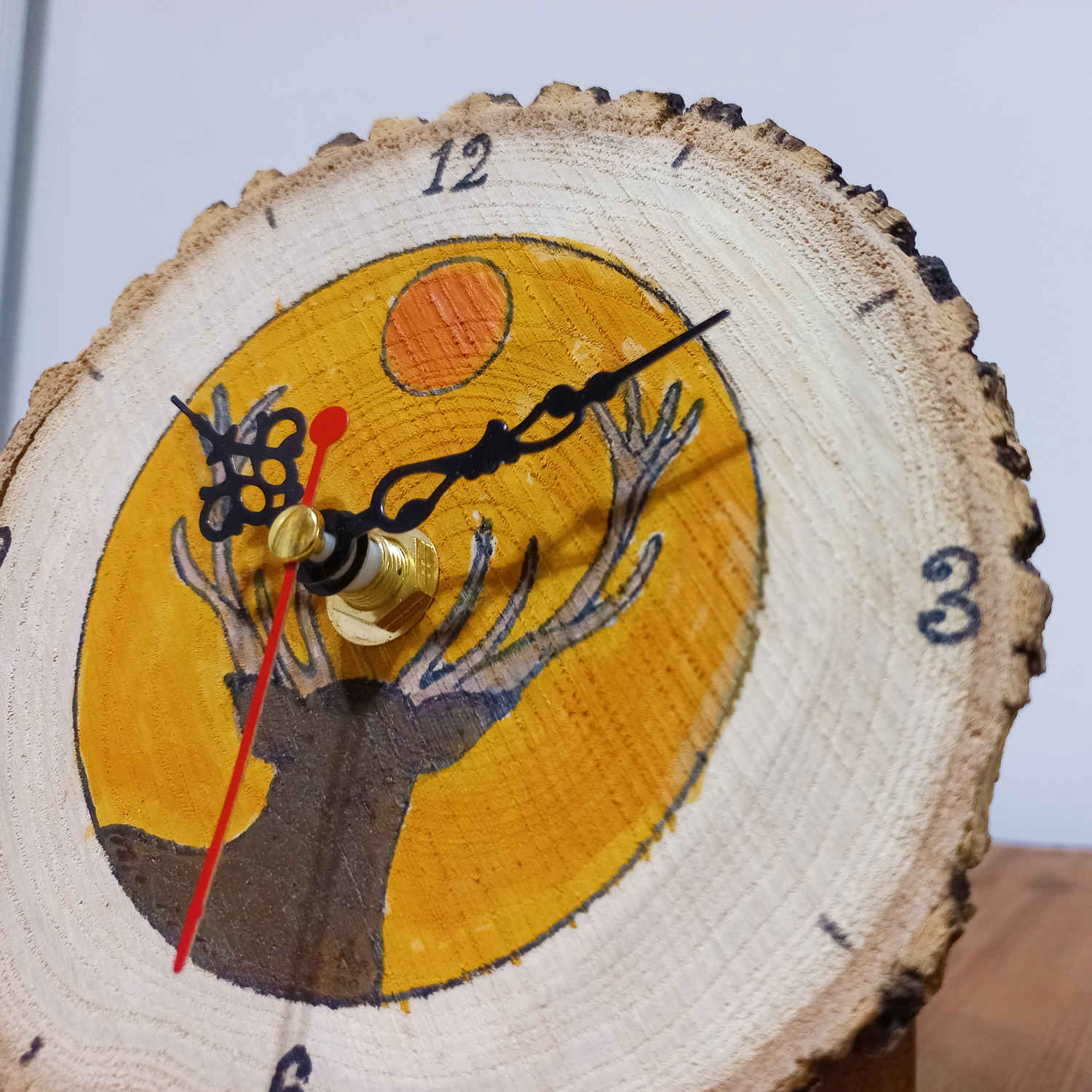 Wooden Desk Clock with Deer Design