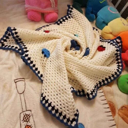 Handwoven Crocheted Baby Bedspread – Perfect for Nursery Decoration