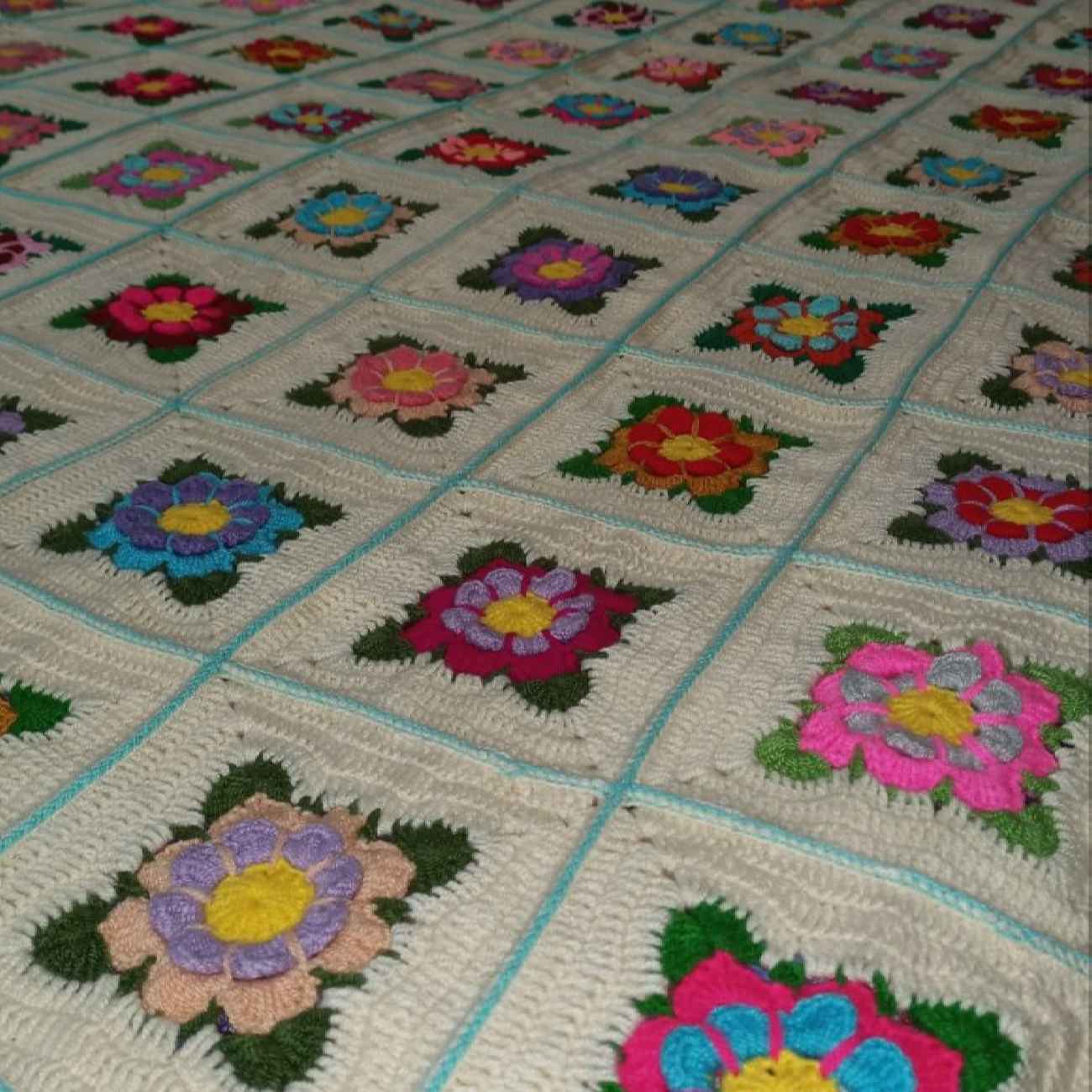 Handcrafted Knitted Crochet Bedspread – Cozy, Elegant & Perfect for Bedroom Décor