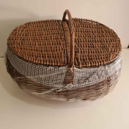 Handwoven Wicker Basket with A Lid & Cover – Suitable for Picnic or Outing