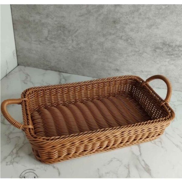 Handwoven Wicker Basket with Handel - Perfect Blend of Rustic Charm