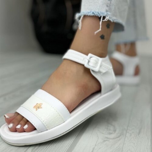 Ihram Sandals: Lightweight Comfort for Your Umrah Journey