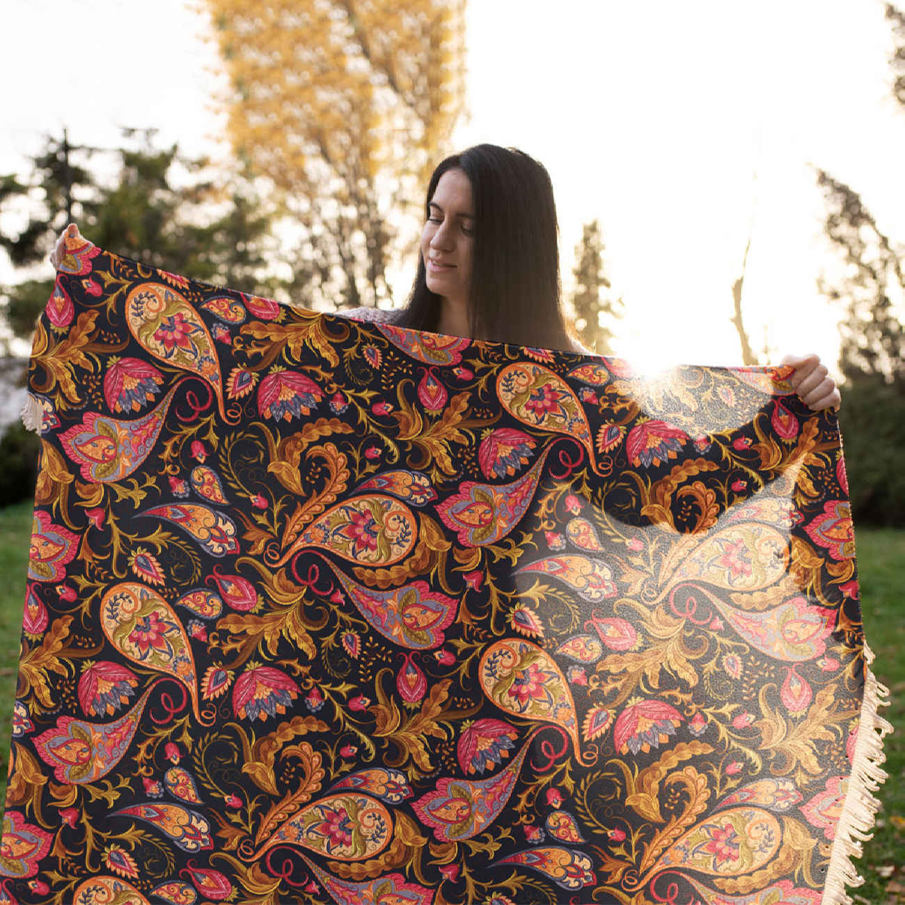 Sofa Throw with Paisley Design – Style to Any Couch or Armchair