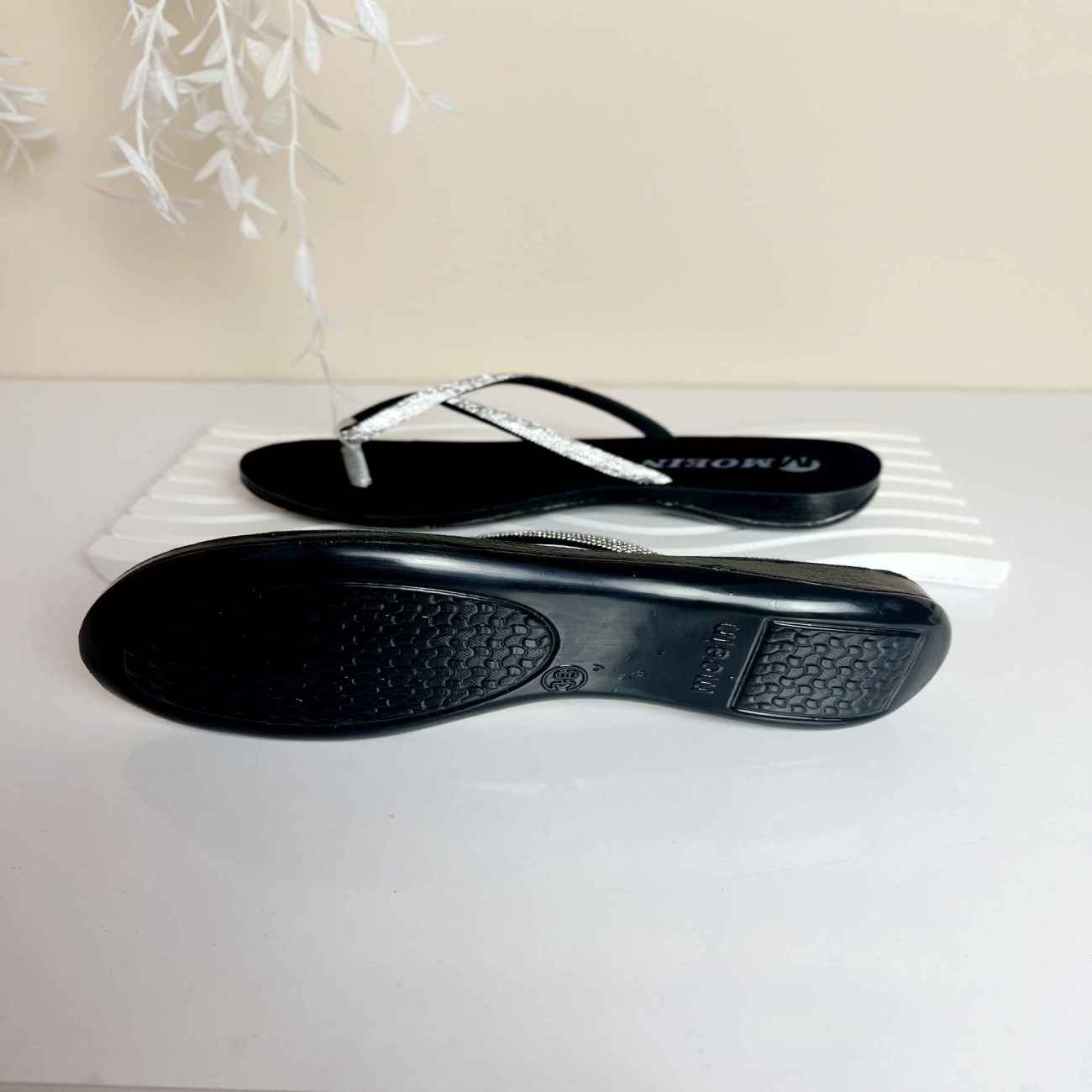 Thong Slipper for Women – Perfect for Outdoor & Indoor Use, Ideal for All Day Comfort